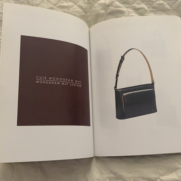 Authentic Vintage 2004 Louis Vuitton Catalogue - Picture 8 of 9